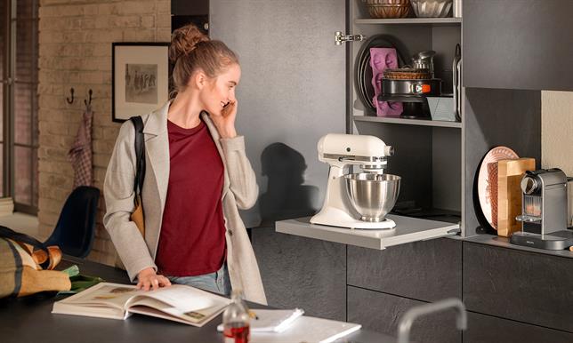 Blum Pull-Out Shelf Lock