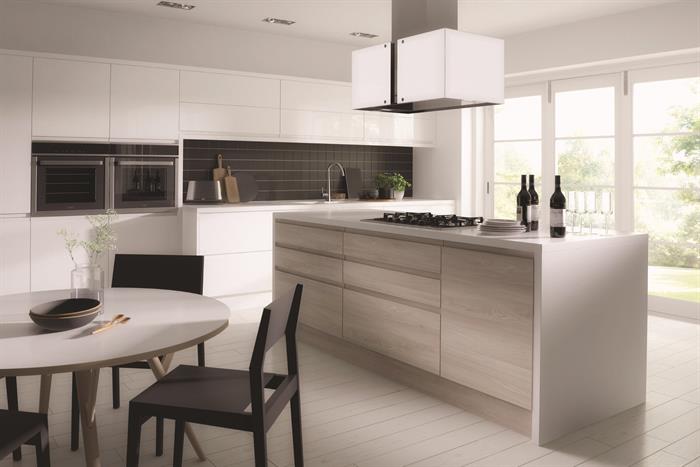 Contemporary Kitchen Design with Avanti