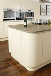 Opus High Gloss Cream Introduced to the Avanti Range