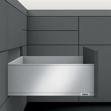 Legrabox Blumotion and Tip-On C-Height Drawers